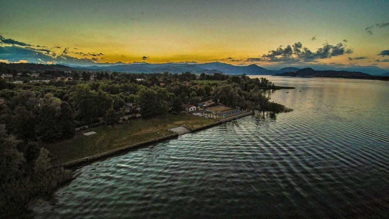 Ritratto Sul Lago Dormelletto Ngoại thất bức ảnh